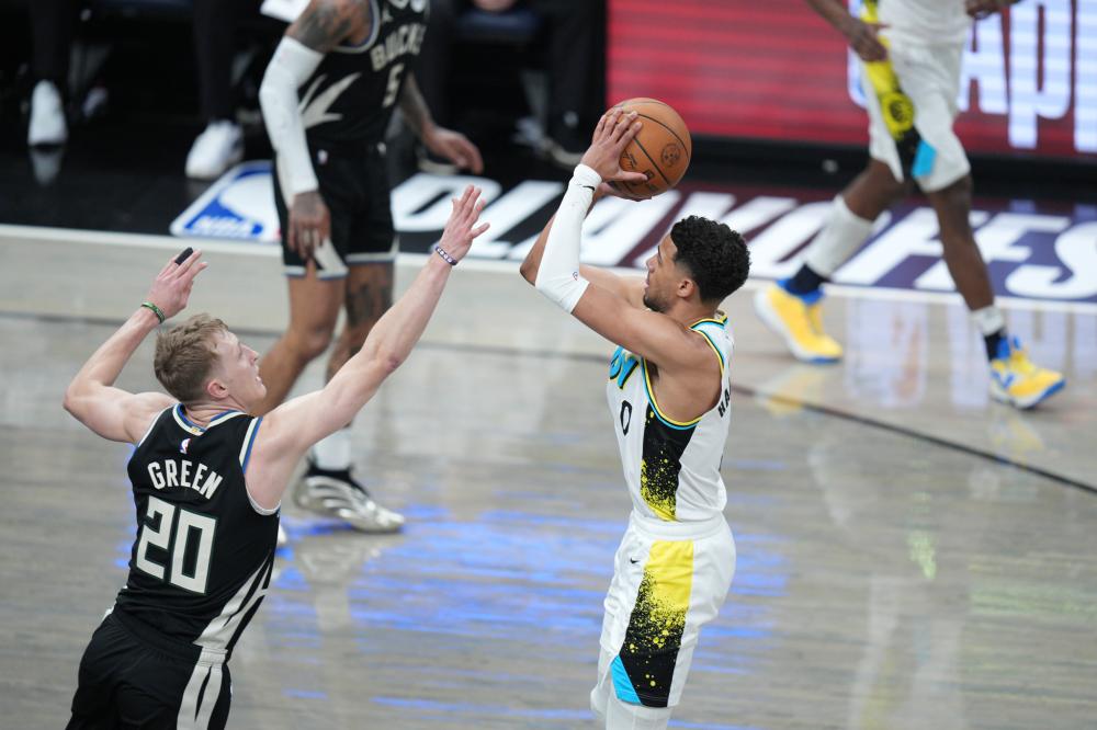 蝉联世界大 蝉联世界大